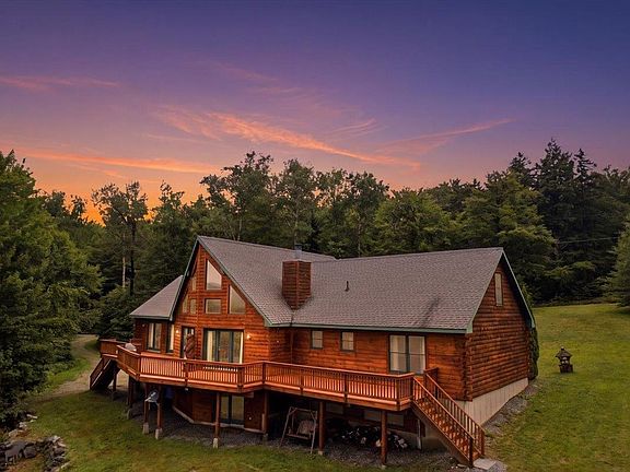 3rd image of 2148 Abbott Road