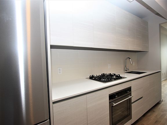 3rd image of 1511 Bedford Ave #8H