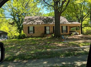 3958 Bishops Bridge Rd, Memphis, TN 38118