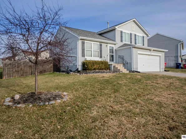 11022 Weber St, Omaha, NE 68142