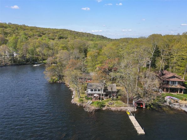 41 Clubhouse Road, Putnam Valley, NY 10579