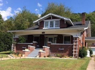 4029 Stewart St, Big Stone Gap, VA 24219