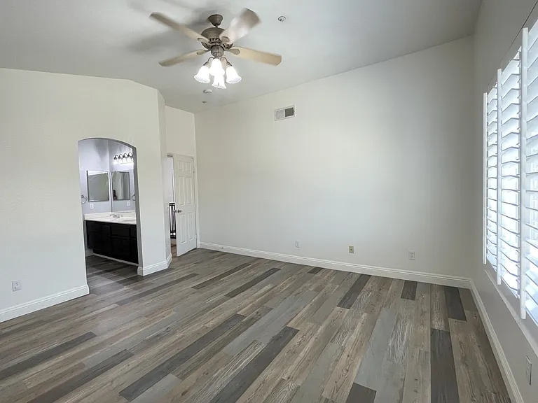 15096 Fox Ridge Dr — Photo 22