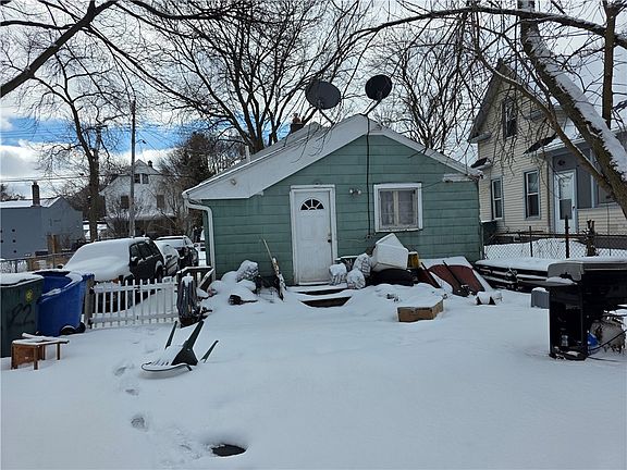 5th image of 22 Michigan St