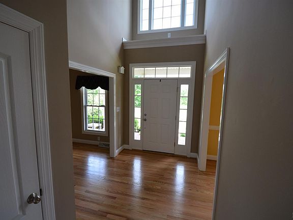 5th image of 1370 Cedar Rock Dr