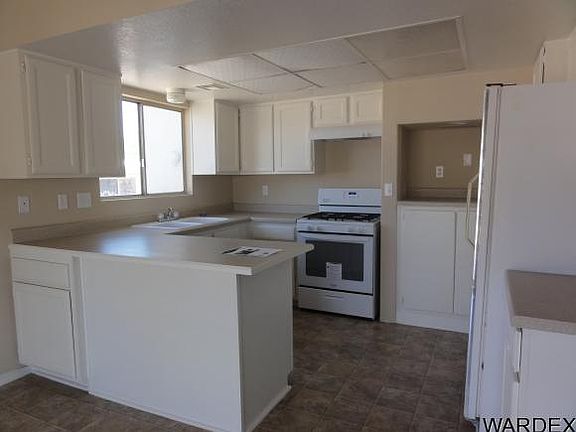4th image of 1387 Winkler Ln
