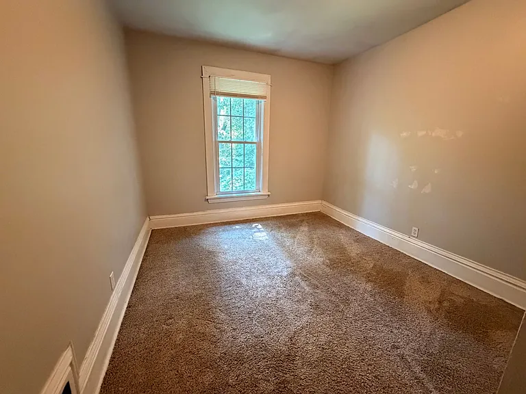 162 Grand Ave NE #2 — Photo 11