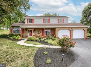 70 Golf Course Rd, Dillsburg, PA 17019
