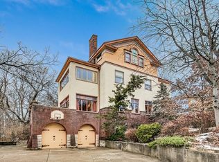 10226 S Longwood Dr, Chicago, IL