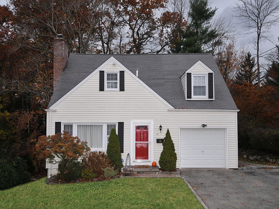 1st image of 16 Stevenson Ave
