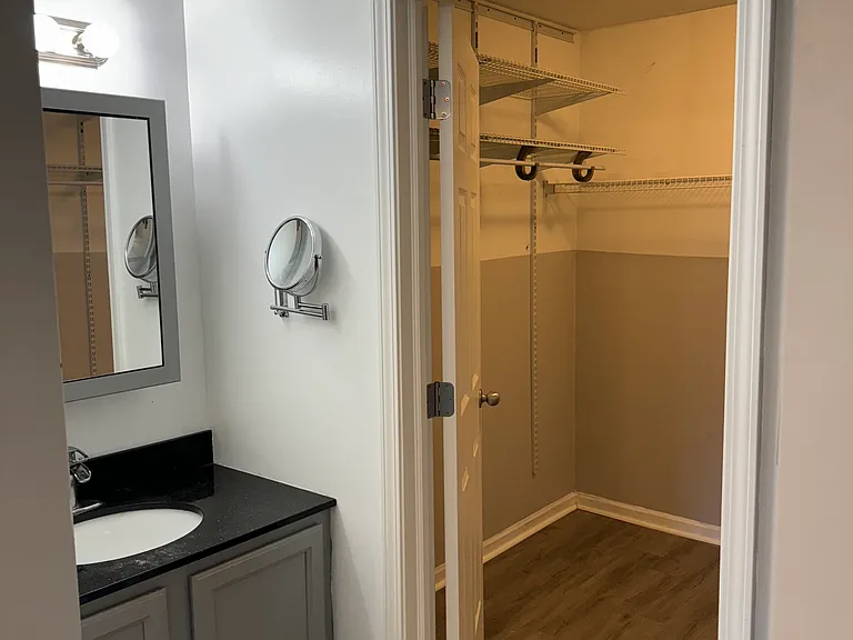 1309 Baron Ct — Photo 5