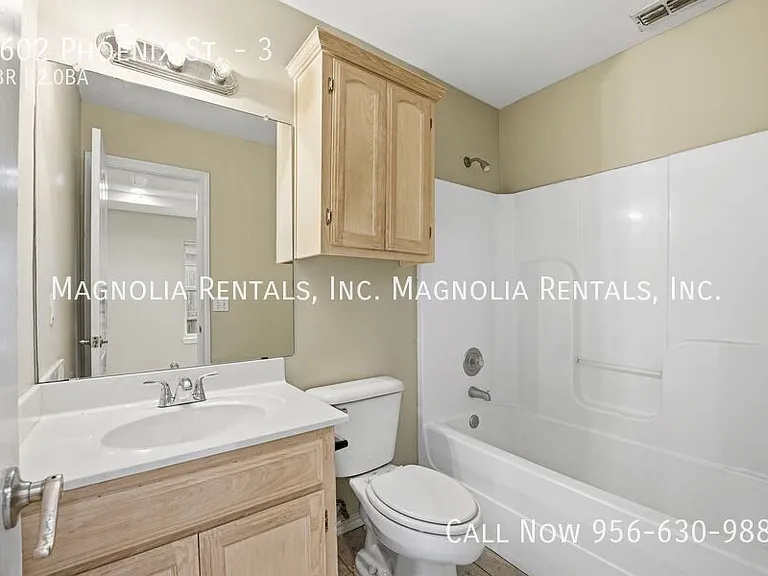 1602 Phoenix St #3 — Photo 9