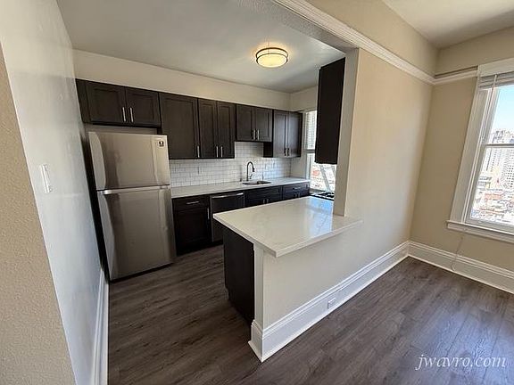 2nd image of 1000 Powell St #58