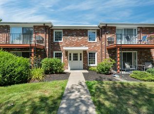 96 Fountain Ln APT 11, Weymouth, MA 02190