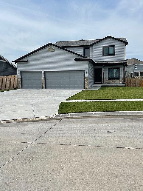 1st image of 14127 Saint Ronan Cir