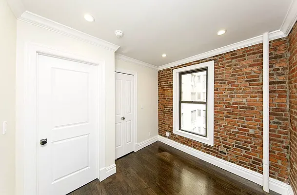 Rented by Avenues Real Estate | media 3