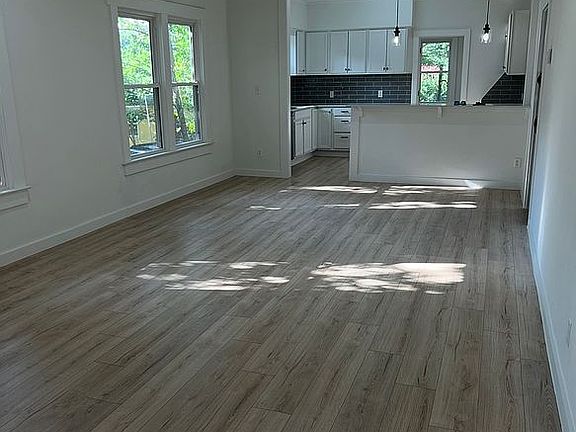 3rd image of 2203 S M St