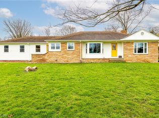 35615 Chestnut Ridge Rd, North Ridgeville, OH 44039