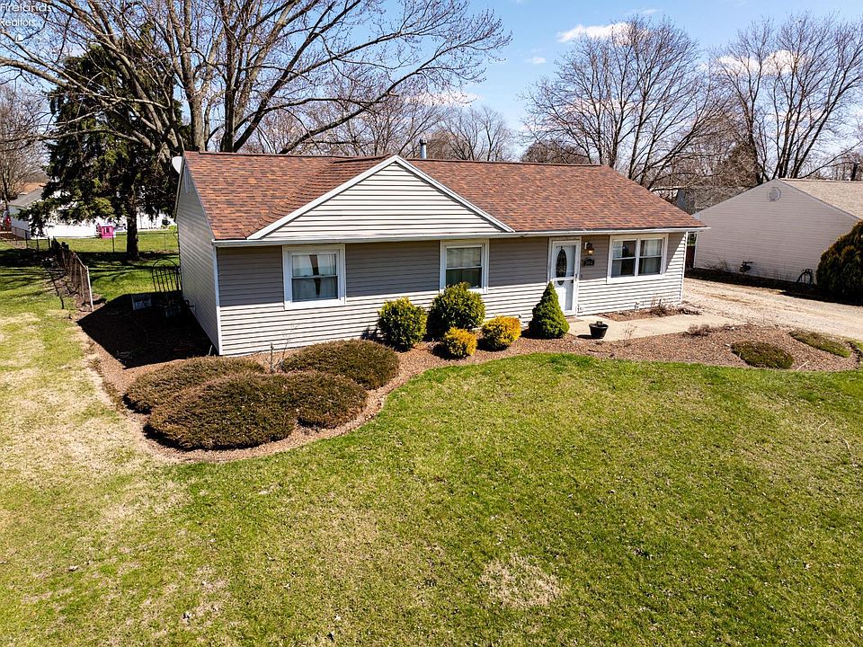1st image of 1094 Millbrook Dr