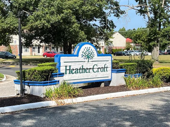 36 Heather Croft, Egg Harbor Township, NJ 08234