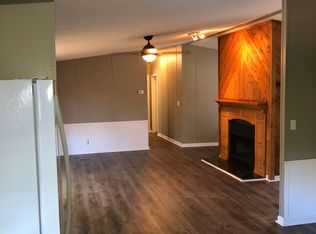 1325 Oak Hill Rd, Valley View, TX 76272