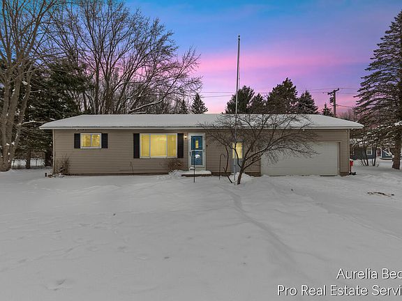 2nd image of 225 Eleven Mile Rd NW