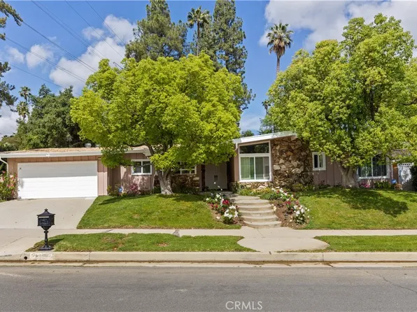 4479 Azalia Dr, Tarzana, CA 91356