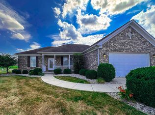 9516 W Pritchard Ct, Yorktown, IN 47396