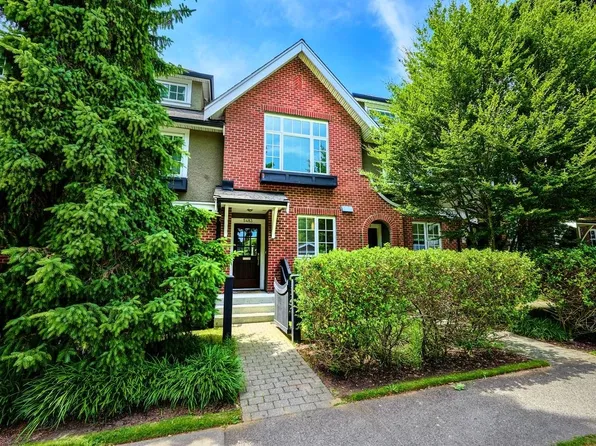5483 Dunbar St, Vancouver, BC V6N 1W4