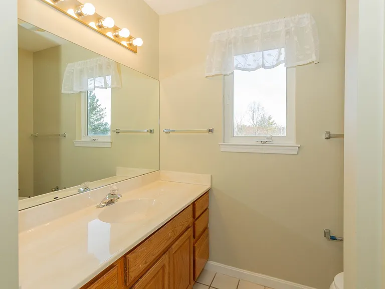 180 Muirfield Ct — Photo 33