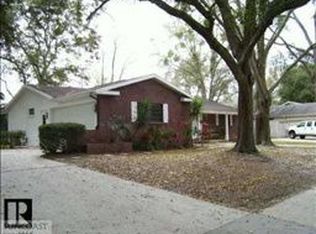 1889 La Grande Dr, Dunedin, FL 34698