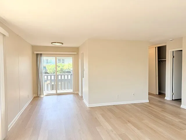 3257 Glendora Dr #M — Photo 8