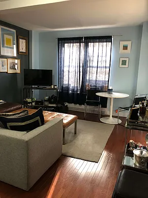 Rented by Compass | media 8