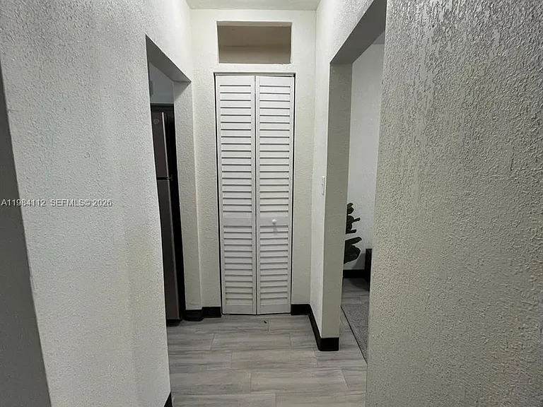 140 NW 13th St #148-1/2 — Photo 5