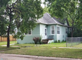 210 6th St S, Breckenridge, MN 56520
