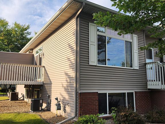 2nd image of 1408 Senate Ln