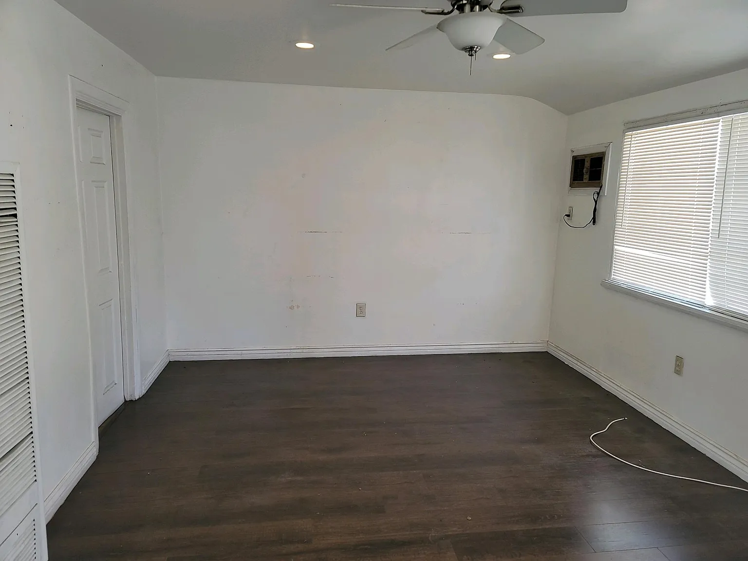 1 bed, 500 sqft, $1,350 — Photo 1