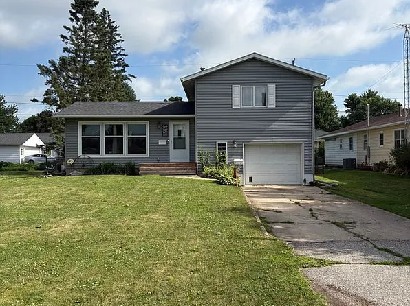 306 W Elmore St, Manly, IA 50456