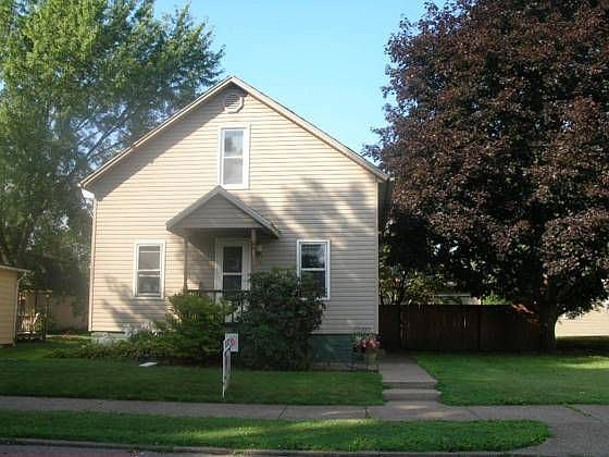 1st image of 220 Lincoln Ave