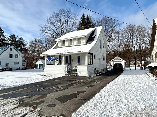 18 Evelyn Avenue, Amsterdam, NY 12010