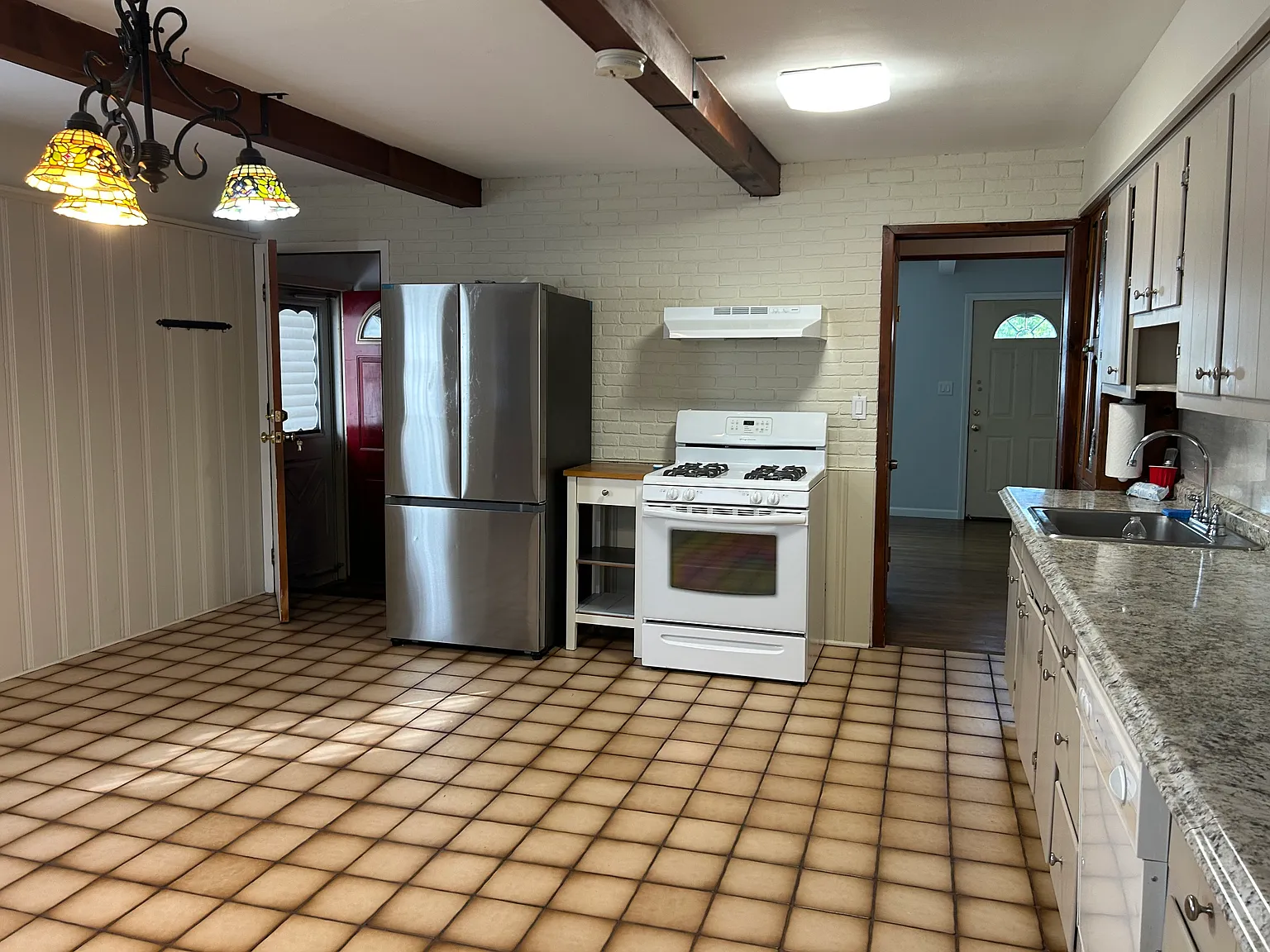 2 bed, $3,250 — Photo 3