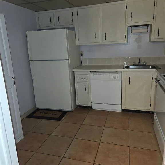 4158 Inverrary Dr #104 — Photo 4