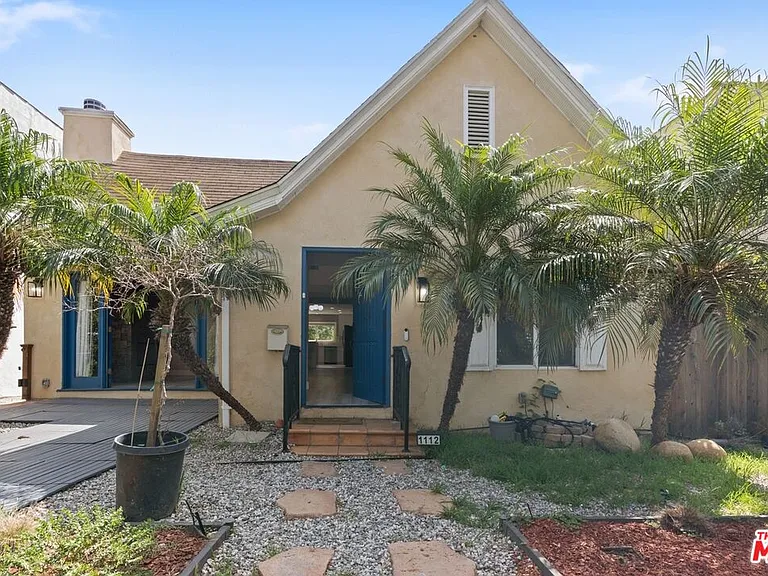 1112 S Highland Ave — Photo 2