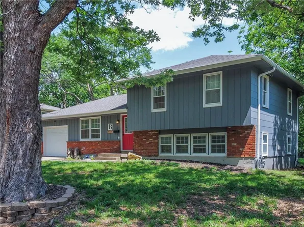 11817 Fuller Ave, Grandview, MO 64134