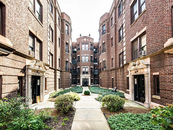 2nd image of 5331 S Dorchester Ave #3