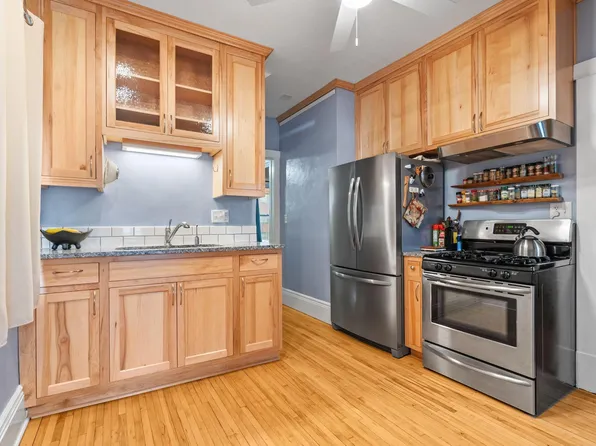 1685 Sherburne Ave, Saint Paul, MN 55104