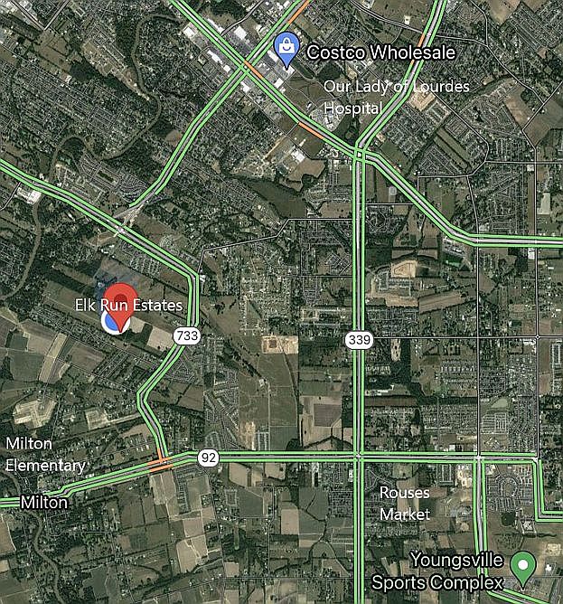 2nd image of 220 Deerpark Trl
