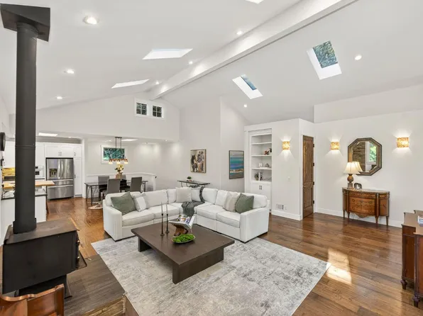 3425 Redwood Road, Napa, CA 94558