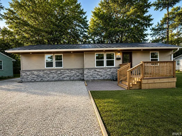 1907 Ridgeway Ave, Evansville, IN 47714