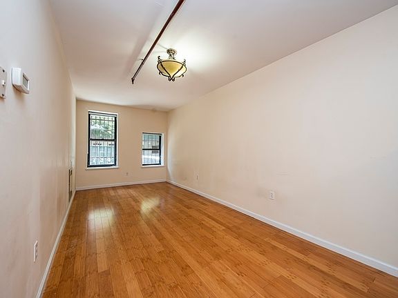 5th image of 312 W 101st St #1A
